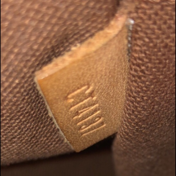 LOUIS VUITTON Alma MM Messenger Top Handle Bag Logo $1810 Authentic Receipt - Picture 15 of 16